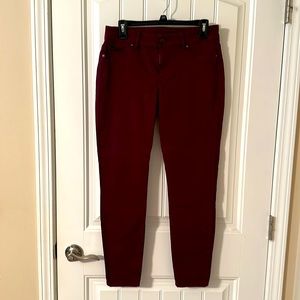 Maurices maroon jegging